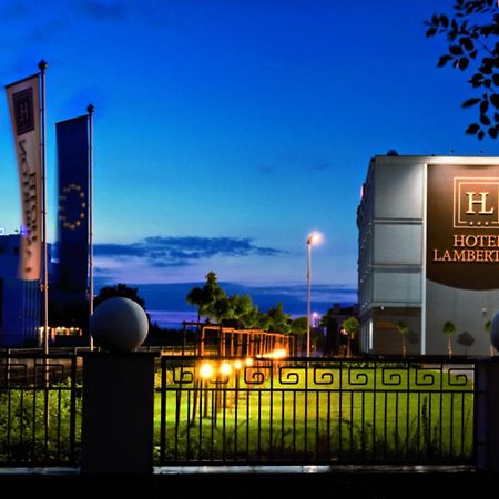 Hotel Lamberton اوتاجيف المظهر الخارجي الصورة