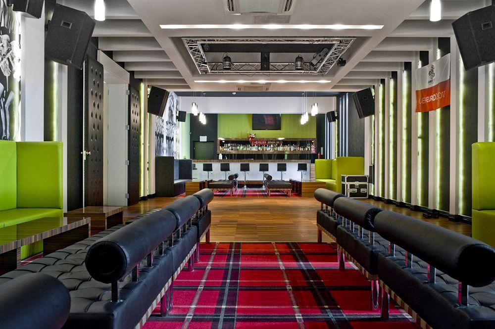 Hotel Lamberton اوتاجيف المظهر الخارجي الصورة