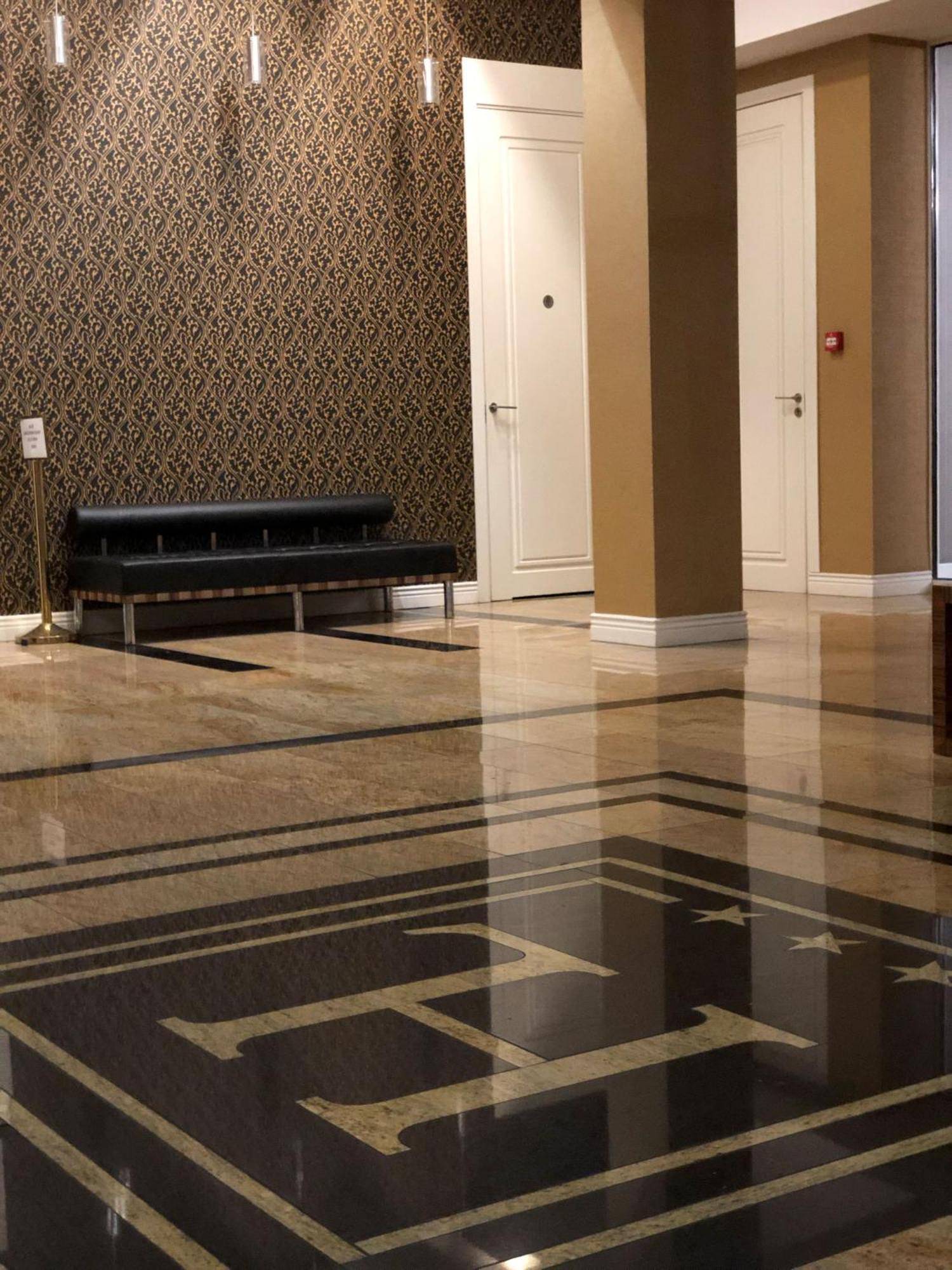Hotel Lamberton اوتاجيف المظهر الخارجي الصورة