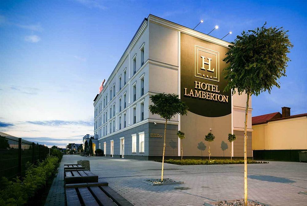 Hotel Lamberton اوتاجيف المظهر الخارجي الصورة